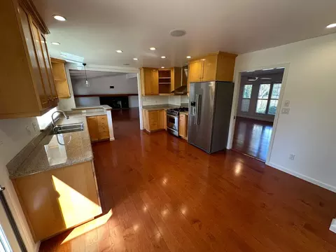 Kitchen - 44791 N El Macero Dr, El Macero, CA 95618 photo 2 of 2