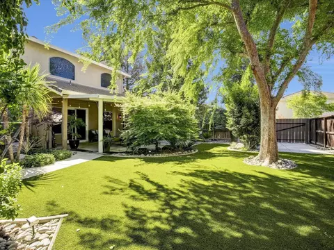 Exterior - 661 Simeon Ct, Ripon, CA 95366 photo 9 of 12