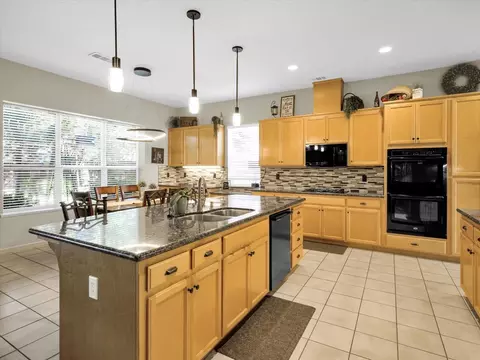 Kitchen - 661 Simeon Ct, Ripon, CA 95366 photo 1 of 5