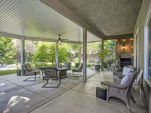 Exterior - 661 Simeon Ct, Ripon, CA 95366 photo 3 of 12