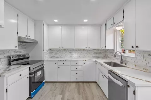 Kitchen - 1670 Marthella Ave, Merced, CA 95341 photo 2 of 3