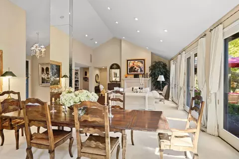 Dining - 4935 Sudbury Way, Carmichael, CA 95608 photo 7 of 7