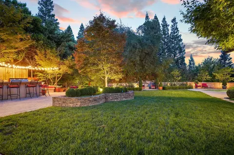 Exterior - 4935 Sudbury Way, Carmichael, CA 95608 photo 34 of 54