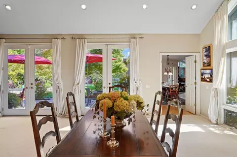 Dining - 4935 Sudbury Way, Carmichael, CA 95608 photo 6 of 7