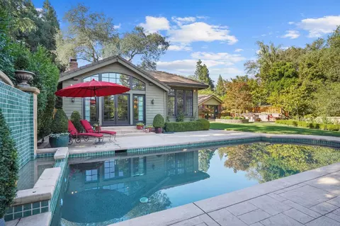 Exterior - 4935 Sudbury Way, Carmichael, CA 95608 photo 13 of 54
