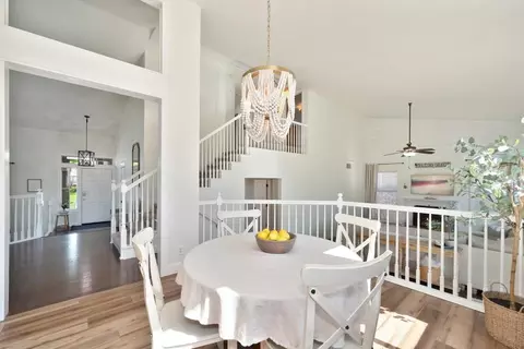 Dining - 5802 Thoroughbred Ct, Rocklin, CA 95677 photo 4 of 6