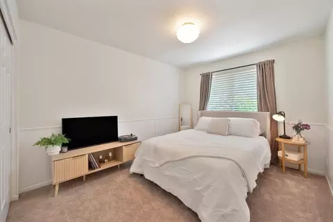 Bedroom - 5802 Thoroughbred Ct, Rocklin, CA 95677 photo 5 of 5