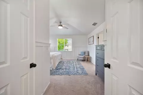 Entry Way - 5802 Thoroughbred Ct, Rocklin, CA 95677 photo 8 of 10