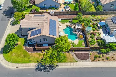 View/Area - 5802 Thoroughbred Ct, Rocklin, CA 95677 photo 6 of 12
