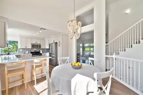 Dining - 5802 Thoroughbred Ct, Rocklin, CA 95677 photo 5 of 6