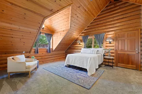 Bedroom - 4701 Woodsman Loop, Placerville, CA 95667 photo 2 of 7