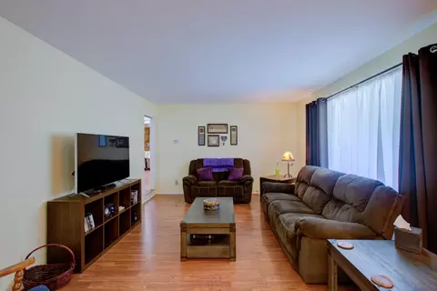 Living - 730 N 3rd St, Patterson, CA 95363 photo 1 of 3