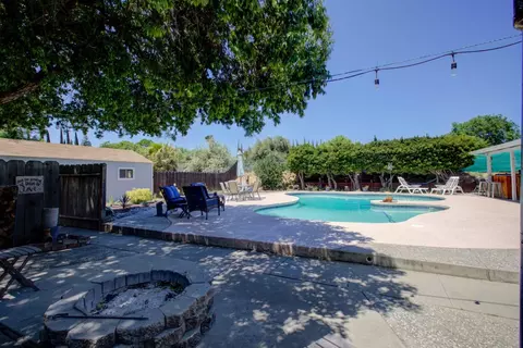 Exterior - 730 N 3rd St, Patterson, CA 95363 photo 11 of 21