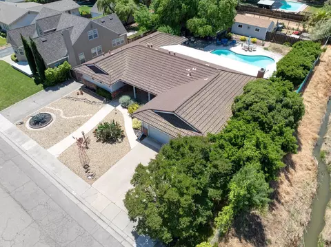 View/Area - 730 N 3rd St, Patterson, CA 95363 photo 1 of 4