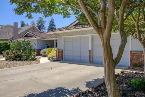 Exterior - 730 N 3rd St, Patterson, CA 95363 photo 4 of 21