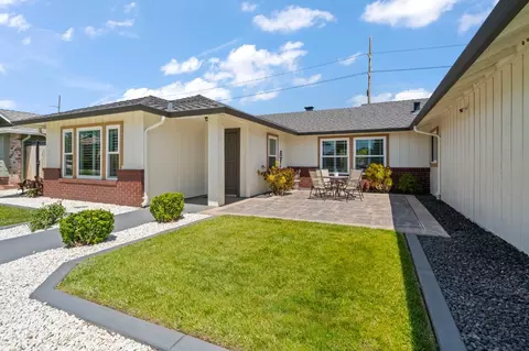 Exterior - 946 Foxfire Dr, Manteca, CA 95337 photo 3 of 8