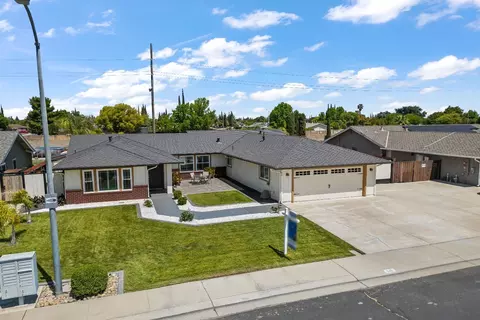 View/Area - 946 Foxfire Dr, Manteca, CA 95337 photo 1 of 4