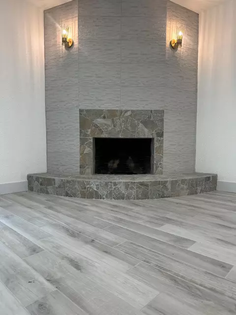 Living - 1829 Glouster Way, Modesto, CA 95350 photo 5 of 5