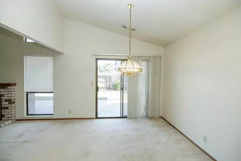 Living - 2509 Walnut Park Dr, Modesto, CA 95355 photo 4 of 5