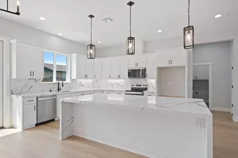 2027 Boothe Rd, Ceres, CA 95307 photo 7