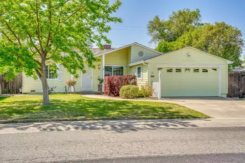 4951 I Pkwy, Sacramento, CA 95823