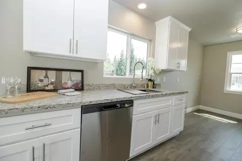 Kitchen - 4017 Mill St, Denair, CA 95316 photo 3 of 3