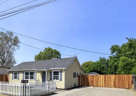 Exterior - 4017 Mill St, Denair, CA 95316 photo 3 of 14