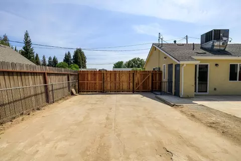 Exterior - 4017 Mill St, Denair, CA 95316 photo 13 of 14