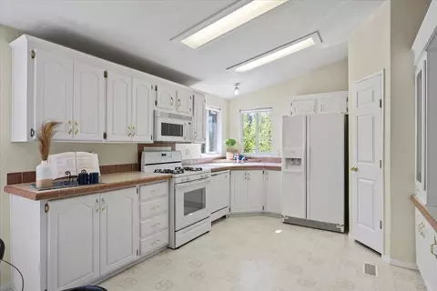 10043 Lode Line Way, Grass Valley, CA 95949 photo 4