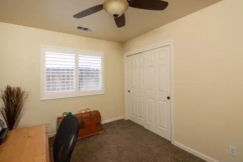 2800 Bernstein Dr, Modesto, CA 95358 photo 18