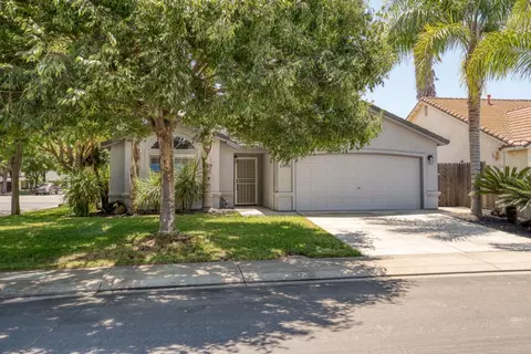 2800 Bernstein Dr, Modesto, CA 95358 photo 1