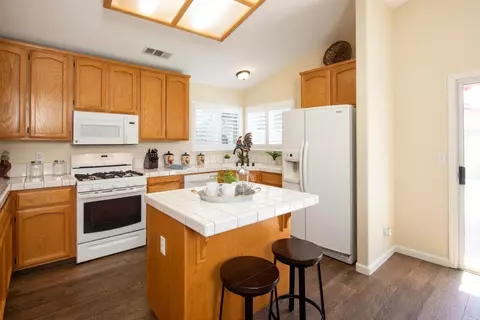 2800 Bernstein Dr, Modesto, CA 95358 photo 9