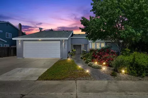 8931 Mountain Home Ct, Elk Grove, CA 95624