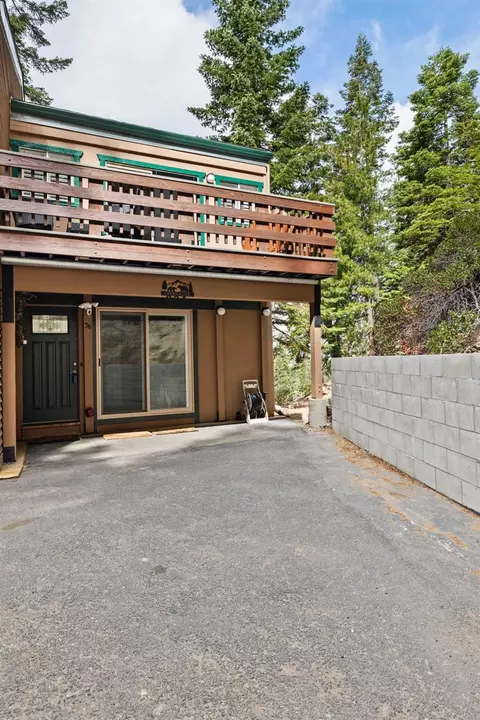 33779 Upper Leland Rd #A, Pinecrest, CA 95364 photo 2
