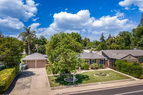 1233 Sycamore, Modesto, CA 95350 photo 3