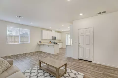 4603 Ring Neck Ln, Rocklin, CA 95677 photo 3