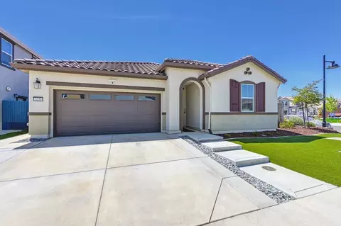 3250 Sienna Bluff Pl, Folsom, CA 95630 photo 2