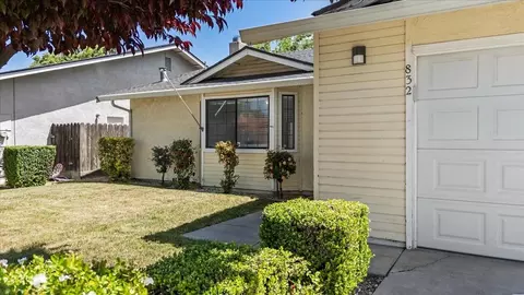 832 Chalone Dr, Modesto, CA 95358 photo 5
