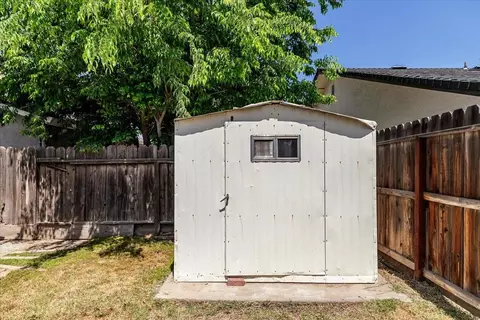 832 Chalone Dr, Modesto, CA 95358 photo 43
