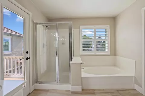 Bath - 873 Ruess Rd, Ripon, CA 95366 photo 3 of 3
