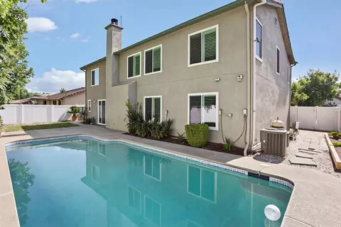 Exterior - 873 Ruess Rd, Ripon, CA 95366 photo 2 of 3