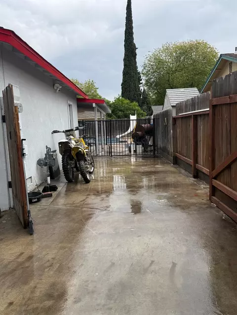 2916 Bateman, Modesto, CA 95354 photo 35