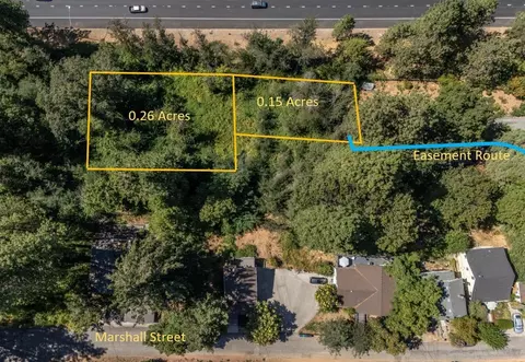 348 Marshall St, Grass Valley, CA 95945 photo 2