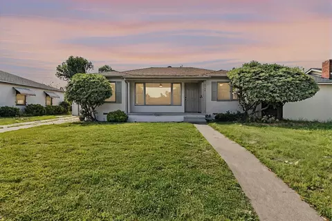 2064 De Ovan Ave, Stockton, CA 95204