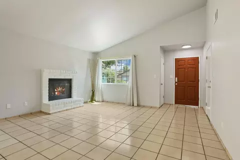 3117 Golden Eagle Ln, Modesto, CA 95356 photo 9
