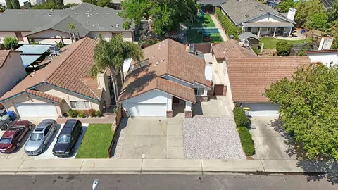 3117 Golden Eagle Ln, Modesto, CA 95356 photo 3