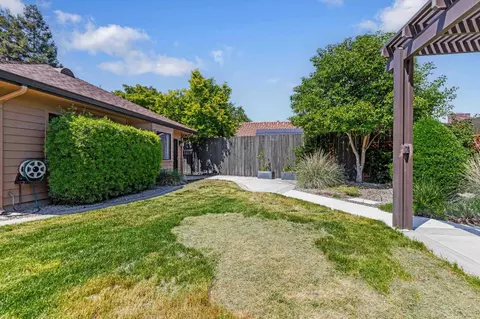 1308 Poust Rd, Modesto, CA 95358 photo 38