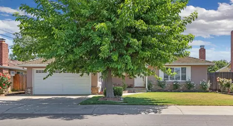 1408 Vista Dr, Lodi, CA 95242 photo 2