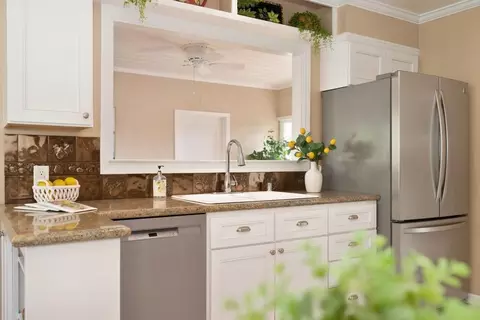 Kitchen - 2854 Benson St, Placerville, CA 95667 photo 9 of 13