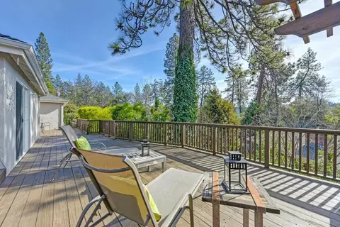 Exterior - 2854 Benson St, Placerville, CA 95667 photo 6 of 26
